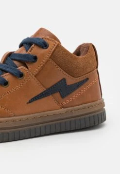 Friboo Sneakers Laag - Cognac 11 Friboo Sneakers Laag - Cognac -Friboo Winkel 20afb5dee7a144bbafa4da6f4730be3e