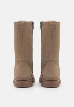 Friboo Leather - Veterlaarzen - Taupe 8 Friboo Leather - Veterlaarzen - Taupe -Friboo Winkel 23bc50c7f52b4fd1a20c6baaa5b1c17d