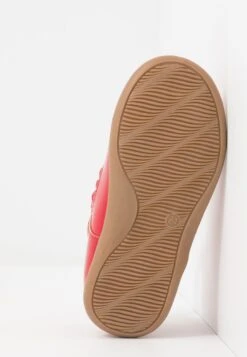 Friboo Ballerina'S Met Enkelbandjes - Red 11 Friboo Ballerina'S Met Enkelbandjes - Red -Friboo Winkel 8e89000bf0ee439598d0199725826498