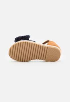 Friboo Sandalen - Dark Blue 10 Friboo Sandalen - Dark Blue -Friboo Winkel c43cf9b59f3e48f9b617fb8eee7ad76a